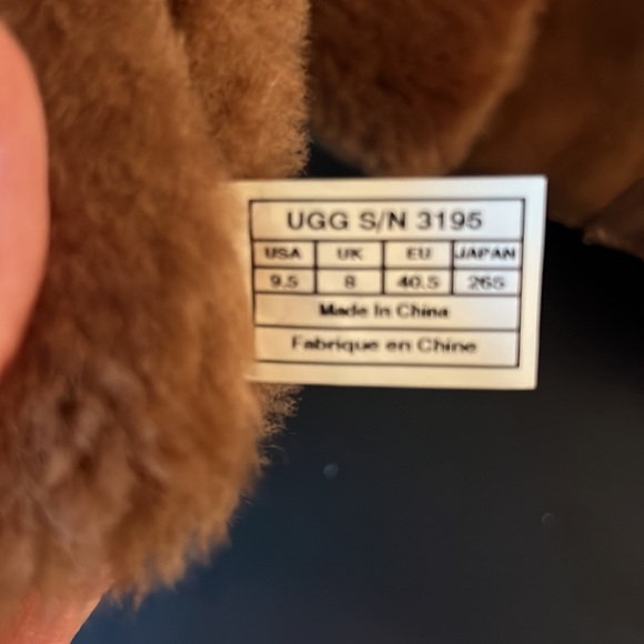 UGG fur lined wedge heel boots - Picture 7 of 10